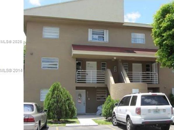 2750 W 60th St #59, Hialeah, FL 33016