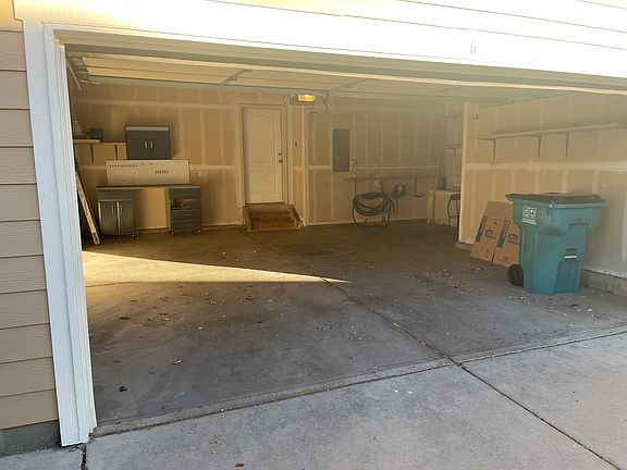 4th image of 6806 W 3rd St Unit 6