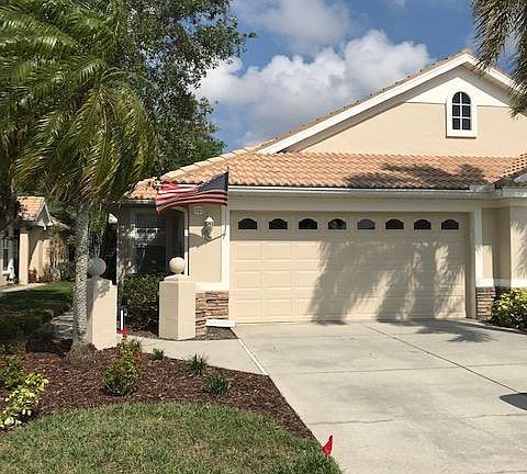 PRIVATE AND WELL MAINTAINED VILLA ON QUIET ROAD