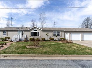 118 Monroe St, Augusta, WI 54722