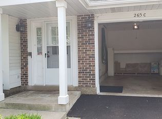 265 11th St UNIT C, Wheeling, IL 60090