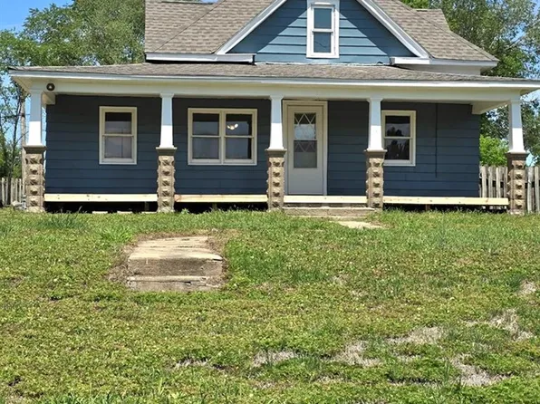 1602 NW 3rd St, Abilene, KS 67410