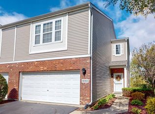 16142 Golfview Dr, Lockport, IL 60441