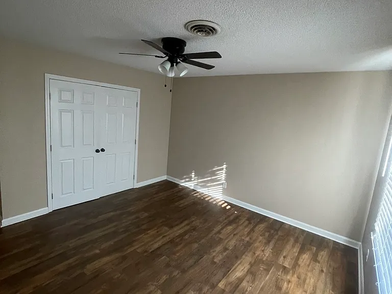 11324 Rineyville Rd — Photo 18