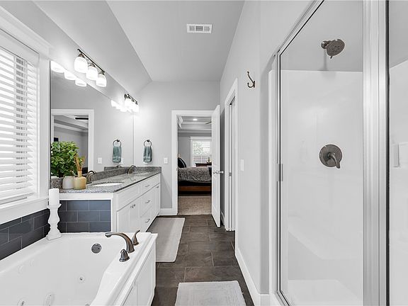 5th image of 1353 Giulia Ave