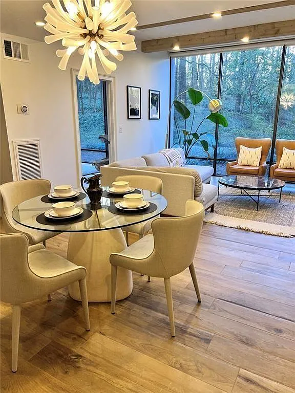 1 bed, 1.0 bath, 1255 sqft, $2,600 — Photo 4