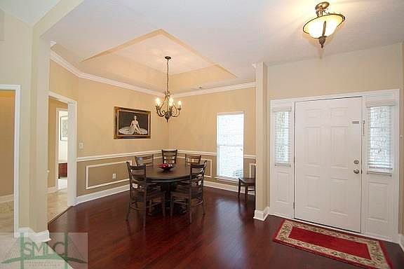 4th image of 734 Brookwood Dr