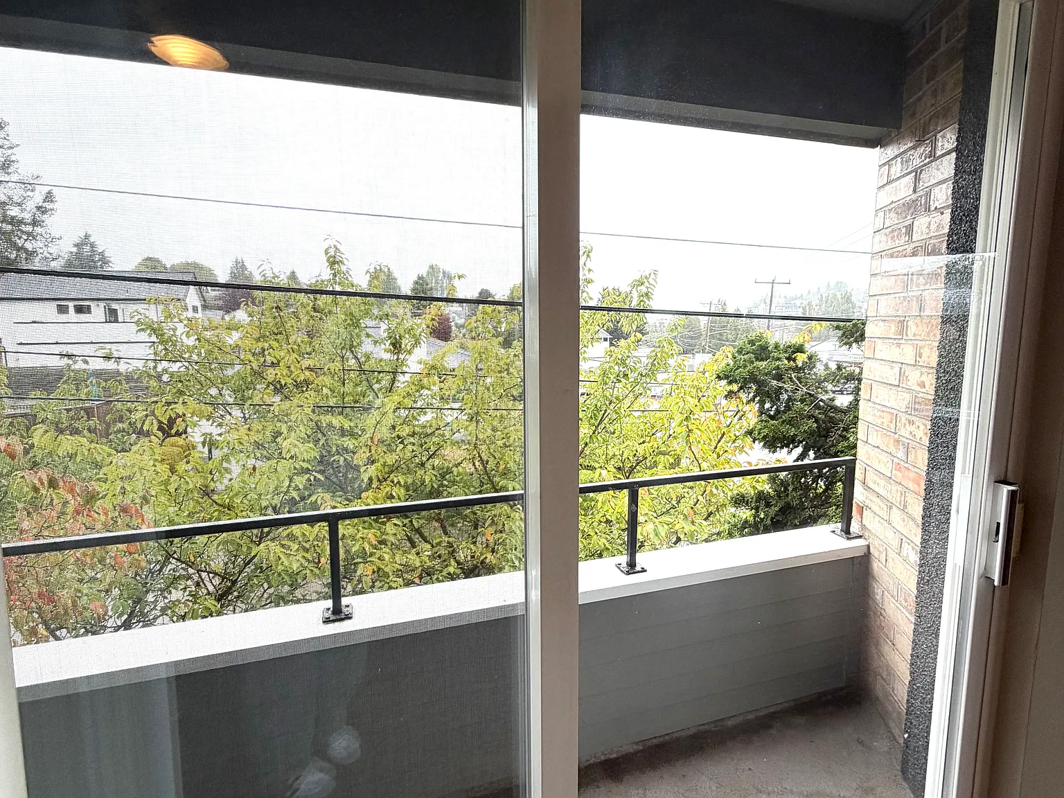 2 bed, 1.5 bath, 990 sqft, $2,426 — Photo 4