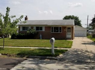 35440 Simon Dr, Clinton Township, MI