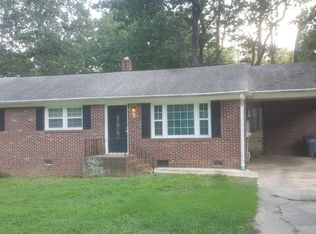 8 Forestwood Dr, Taylors, SC 29687