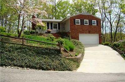 1st image of 1614 Woodvale Dr