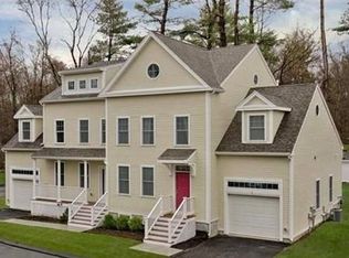 15 Middlewood Dr, Wenham, MA 01984