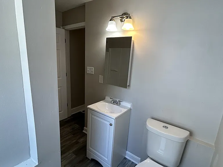 3204 West 73rd Street - Downstairs — Photo 18