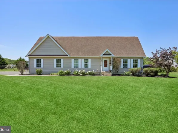 12 Melissa Ln, Pilesgrove, NJ 08098