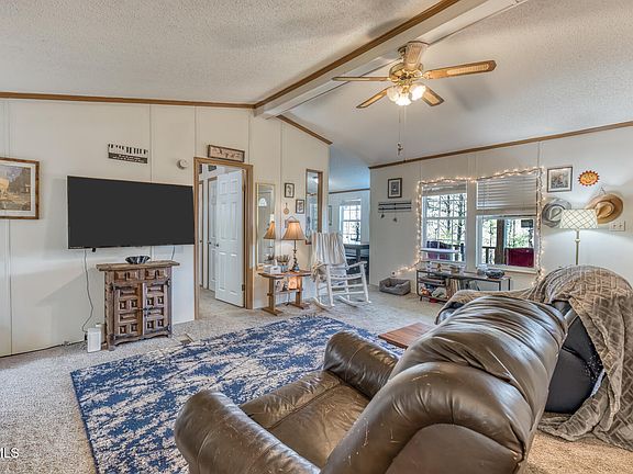 4th image of 1424 Reedy Creek Rd