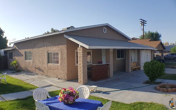 2nd image of 805 Rockwood Ave
