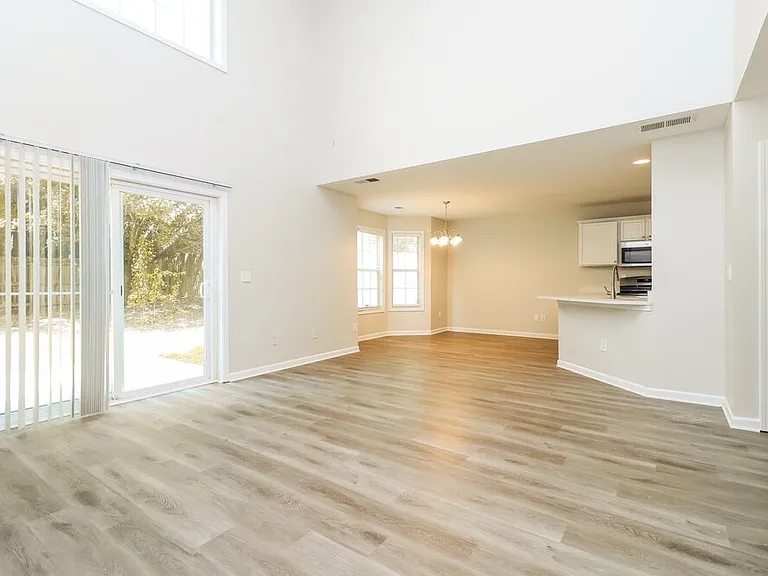3242 Liberty Commons Dr NW — Photo 6