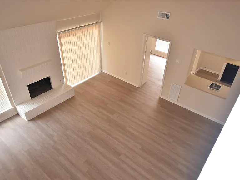 14410 Muirfield Ln — Photo 24