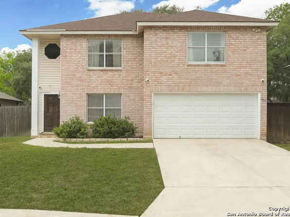 8919 RUE DE LIS, San Antonio, TX 78250