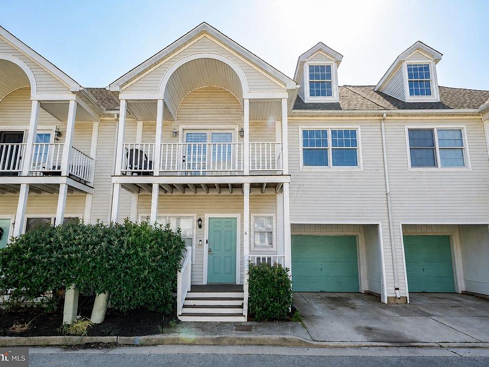 1st image of 4 Windjammer Ct