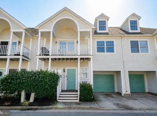 4 Windjammer Ct, Atlantic City, NJ 08401