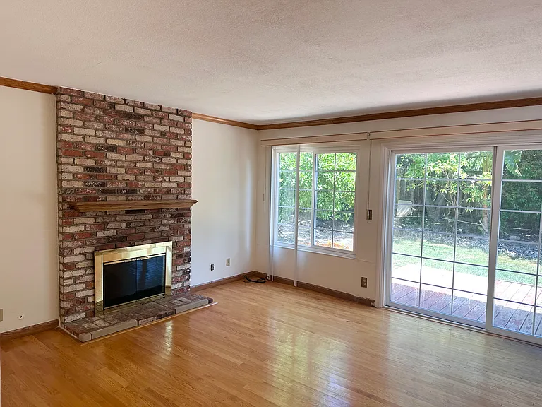 749 Wichitaw Dr — Photo 5
