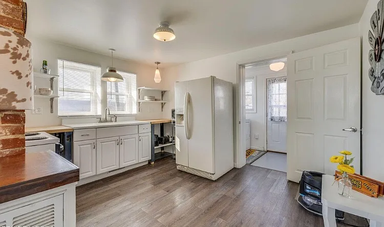1200 Riverside Ave — Photo 16