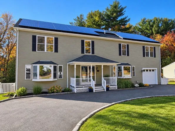 12 Corcoran Rd, Burlington, MA 01803