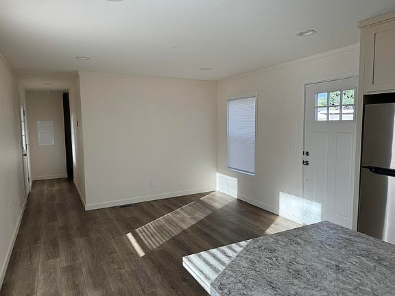 5th image of 7414 NE 133rd Ave