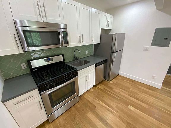 5th image of 126 Boerum St #3R