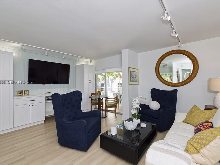 5838 SW 74th Ter #317 — Photo 6