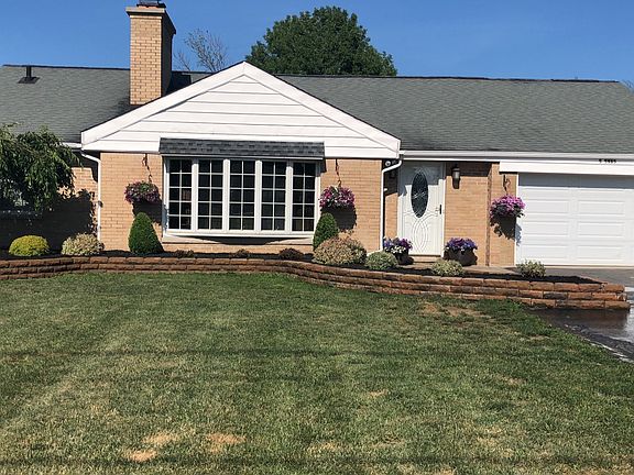 2nd image of 5985 Fairway Ct