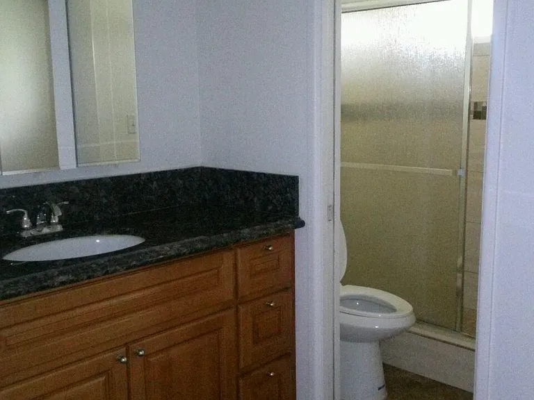 1139 N Shattuck St — Photo 24