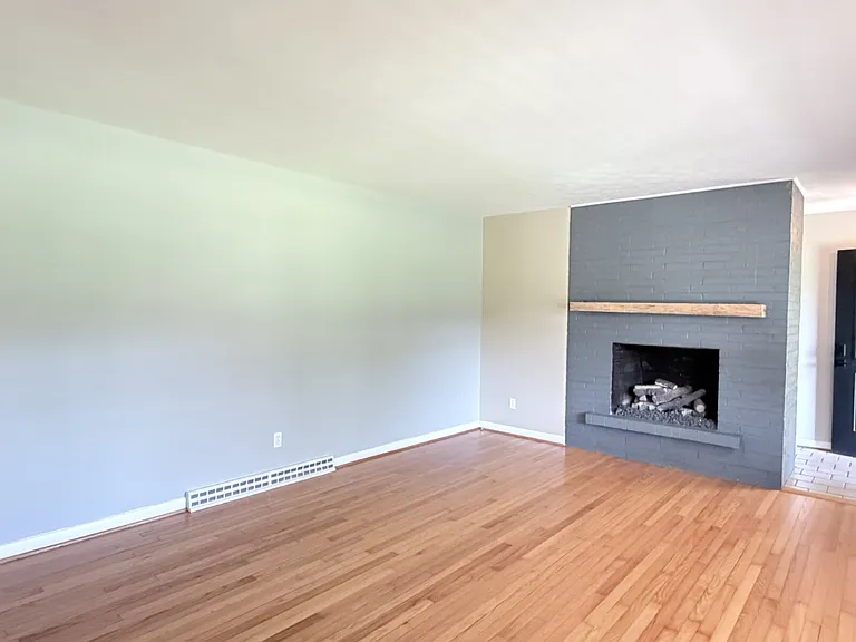 18 Carjen Ave — Photo 16