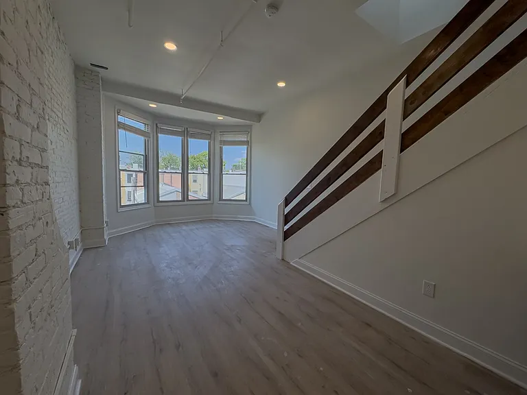 2113 Green St #3R — Photo 14