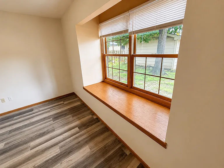 2500 Candlecrest Cir — Photo 4