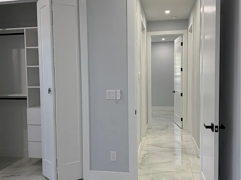 221 SW 25th Ave — Photo 27