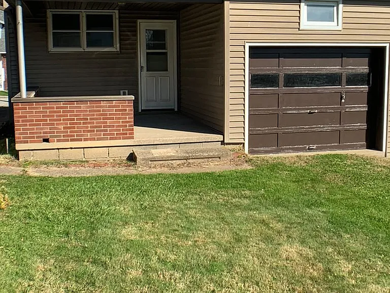 149 Beram Ave — Photo 11