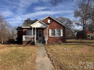 302 S Myrtle School Rd, Gastonia, NC 28052