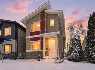 10907 151st St NW, Edmonton, AB