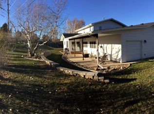 2911 Country Club Dr, Rapid City, SD 57702