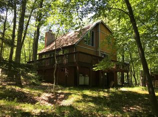 105 Hillside Ter, Milford, PA 18337