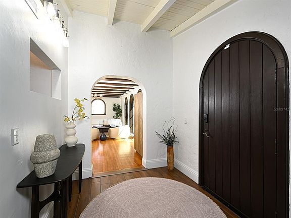 4th image of 6251 10TH AVENUE S