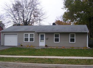 624 Lynn Ave, Romeoville, IL 60446