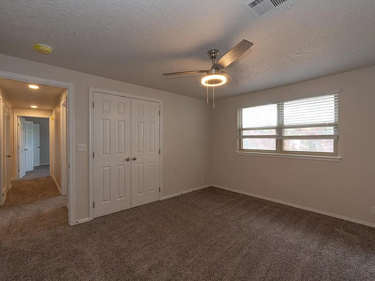 2214 Morgan Dr — Photo 15
