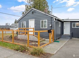 100 Main St, Lynden, WA 98264