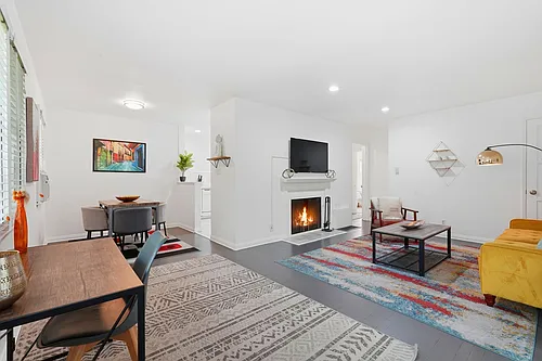 Floor plan 523