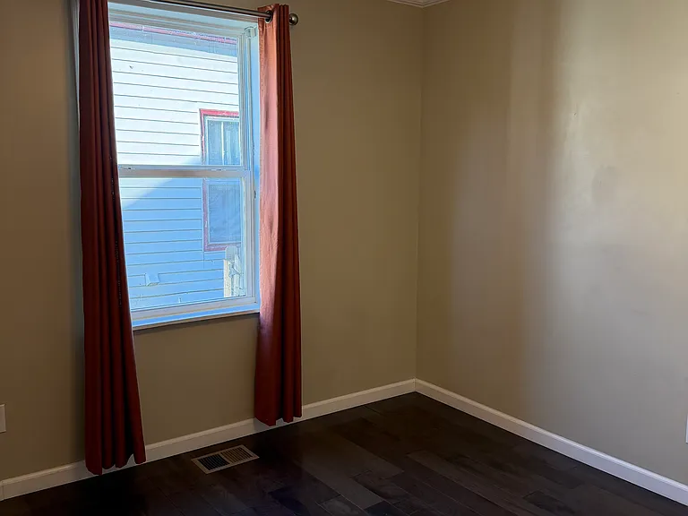 308 E Quincy Ave — Photo 12