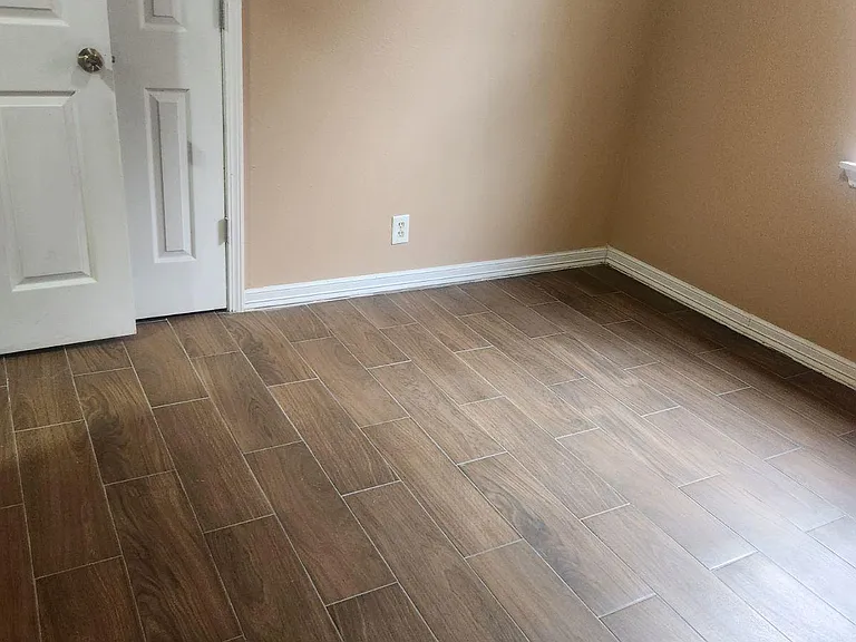 531 Roper St — Photo 7