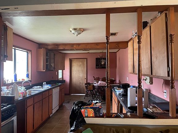 2nd image of 216 N 23rd St